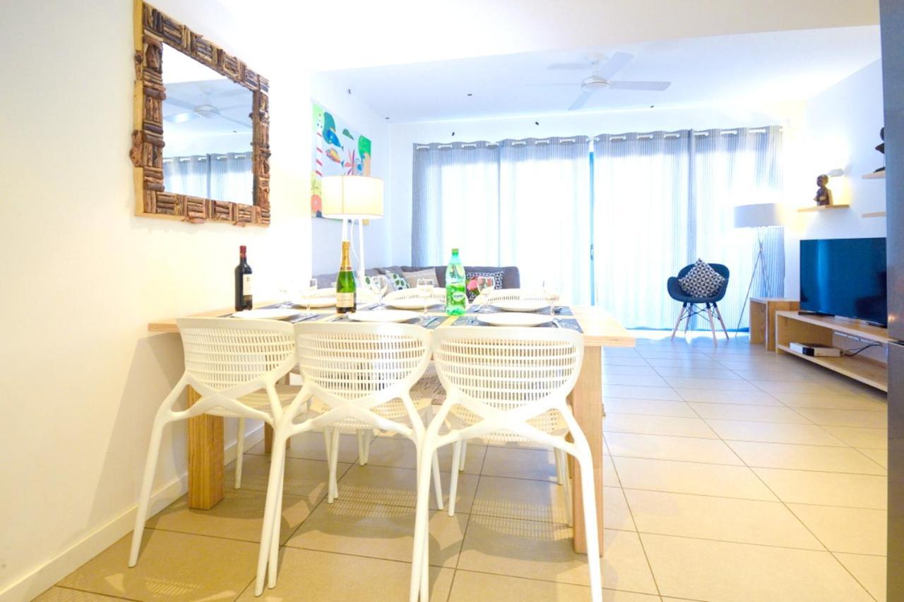 Apartment With 3 Bedrooms In Roches Noires, With Wonderful Sea View, Shared Pool, Terrace Rivière du Rempart Eksteriør bilde